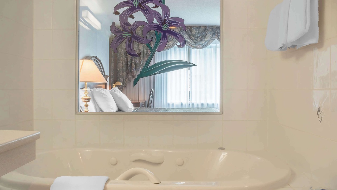 Photo of Bedroom in Fallsview