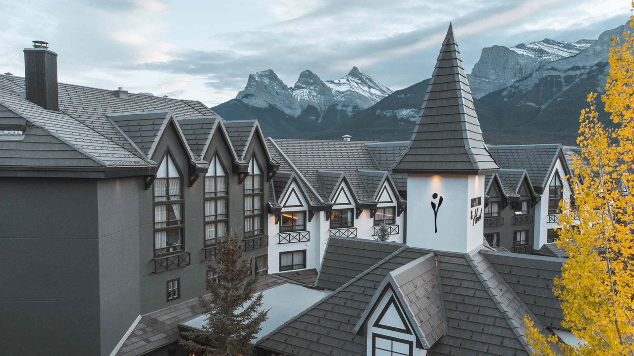 Photo of Outdoor in Silvertip