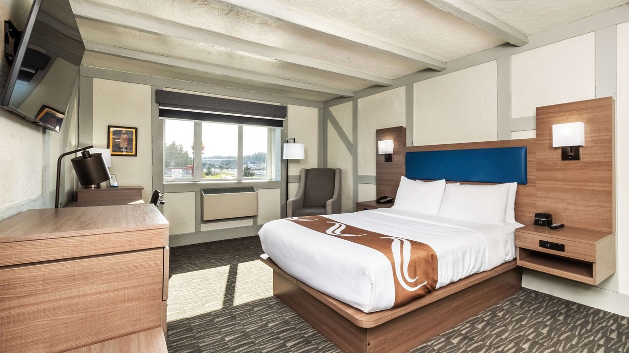 Photo of Bedroom in Saanichton