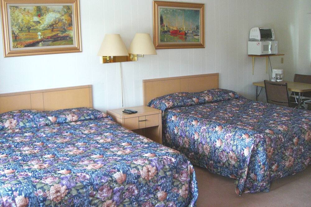 Photo of Bedroom in Port Alberni