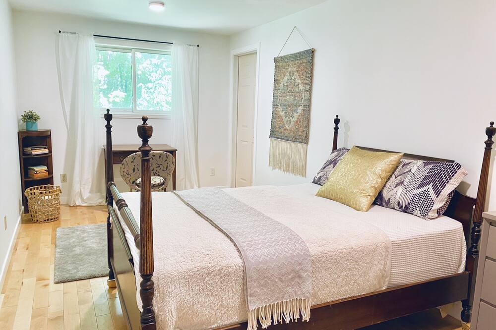 Photo of Bedroom in Consecon