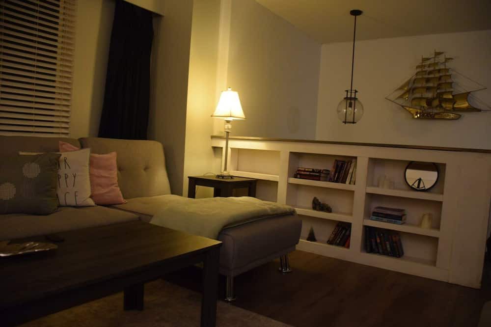 Photo of Livingroom in Chilliwack Proper Village West