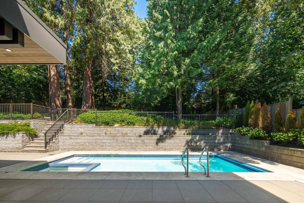 Photo of Outdoor in West Vancouver