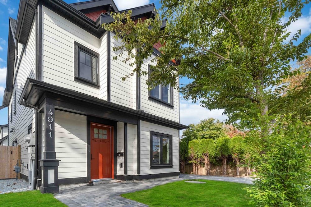 Photo of Outdoor in Ladner