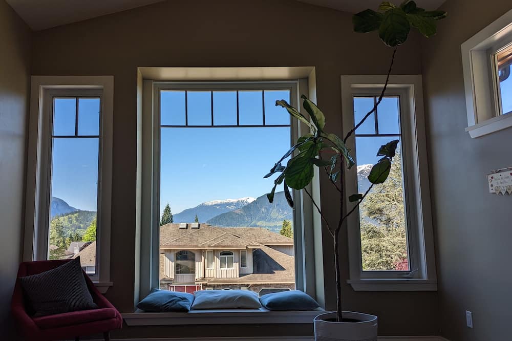 Photo of Others in Garibaldi Highlands