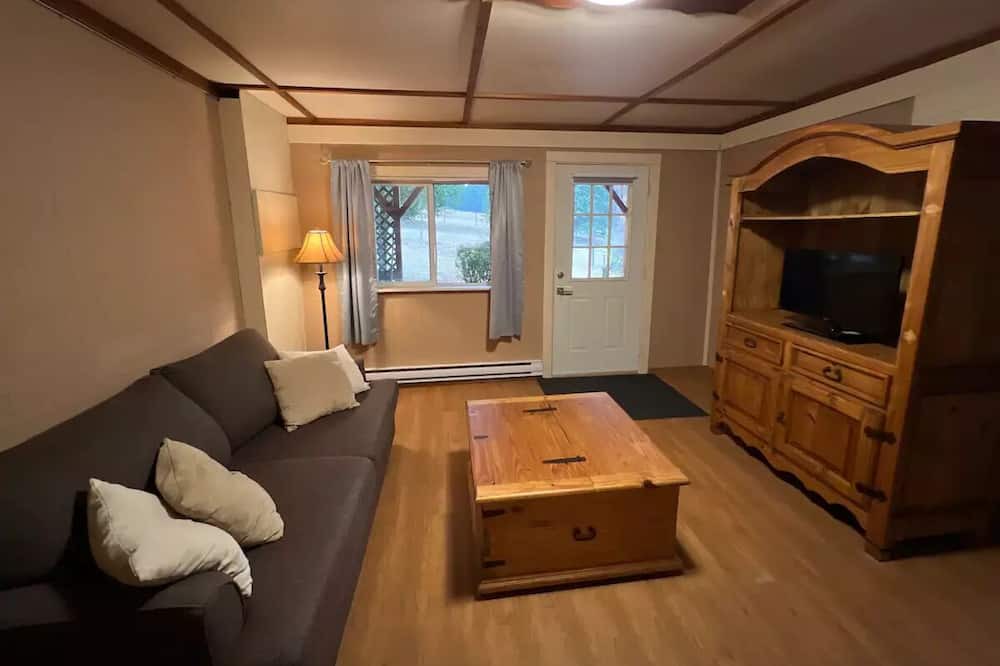 Photo of Livingroom in Cranbrook