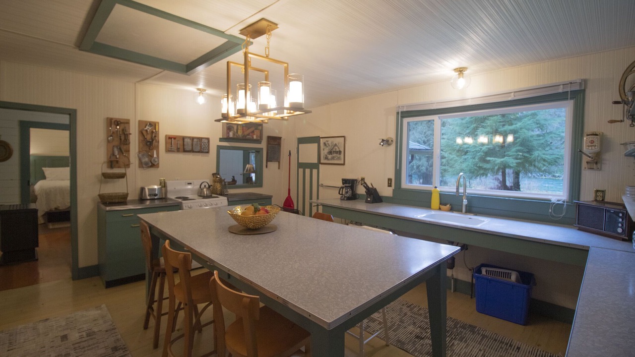 Photo of Kitchen in Lake Cowichan