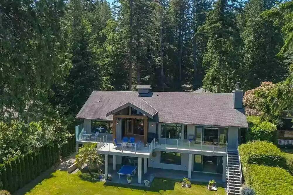 Photo of Outdoor in Halfmoon Bay