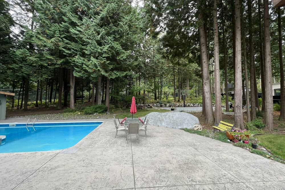 Photo of Outdoor in Surrey