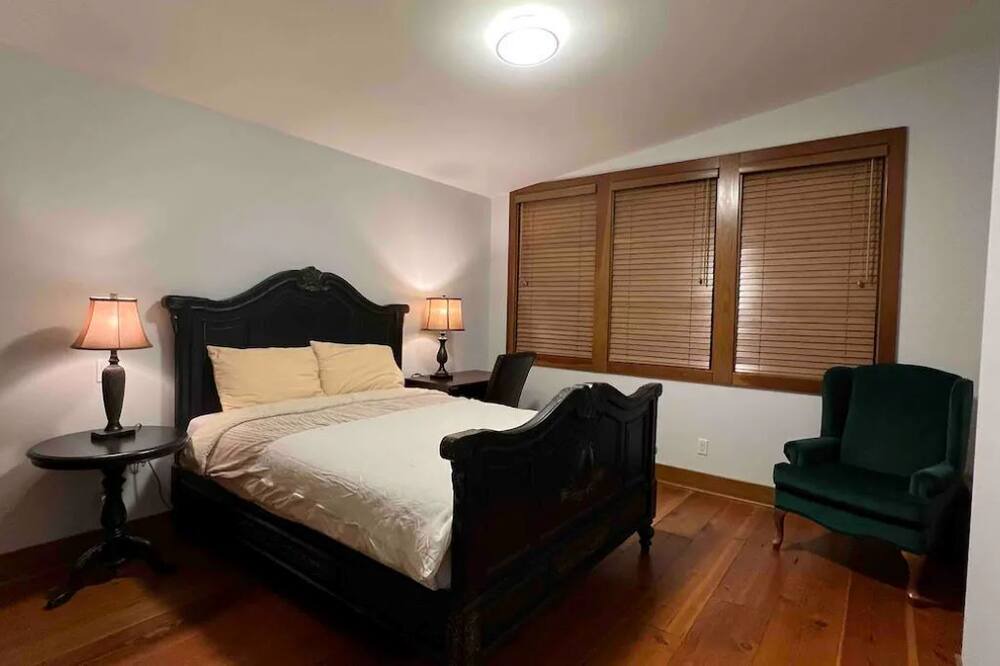 Photo of Bedroom in Surrey