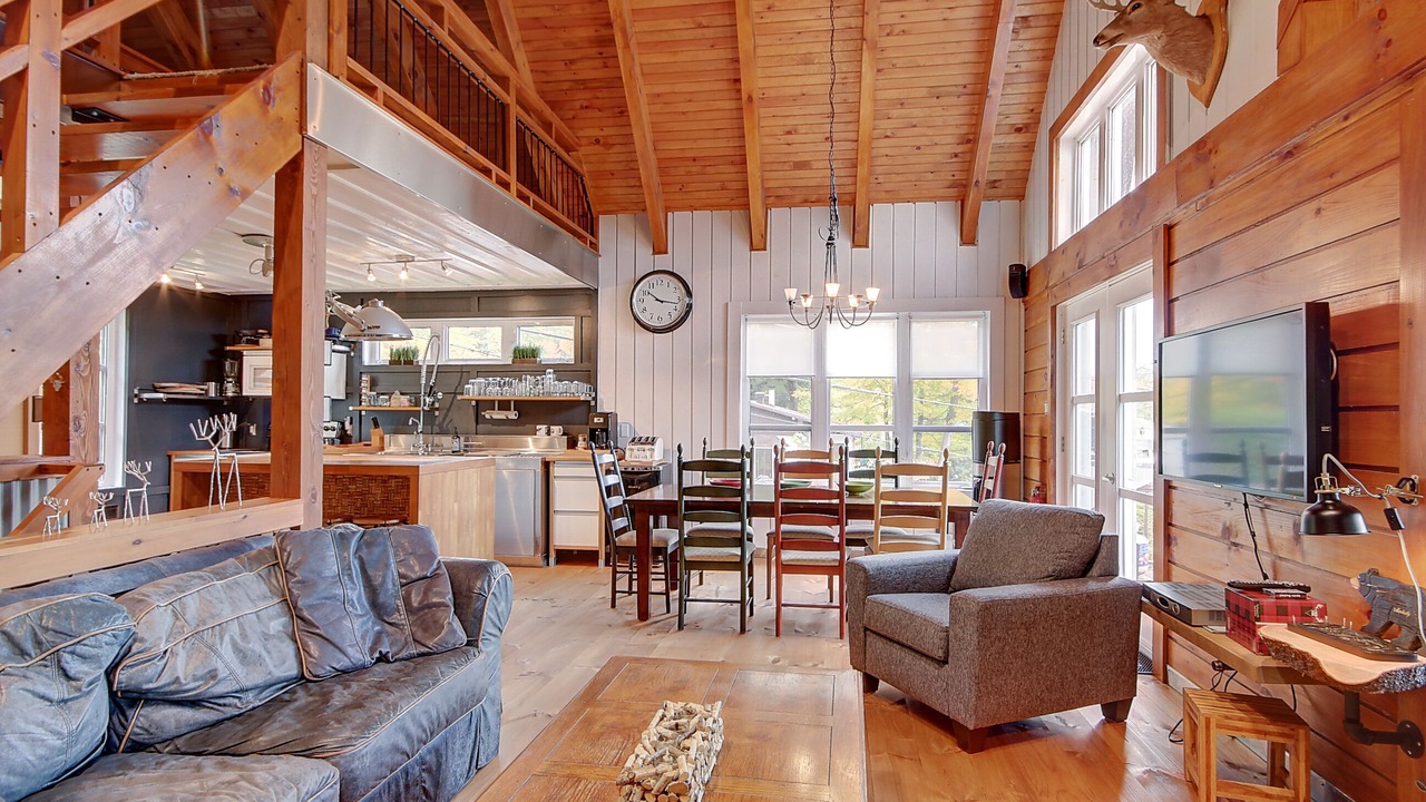 Photo of Livingroom in Magog