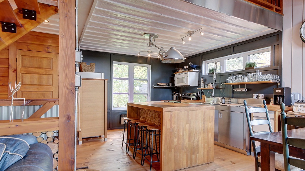 Photo of Kitchen in Magog