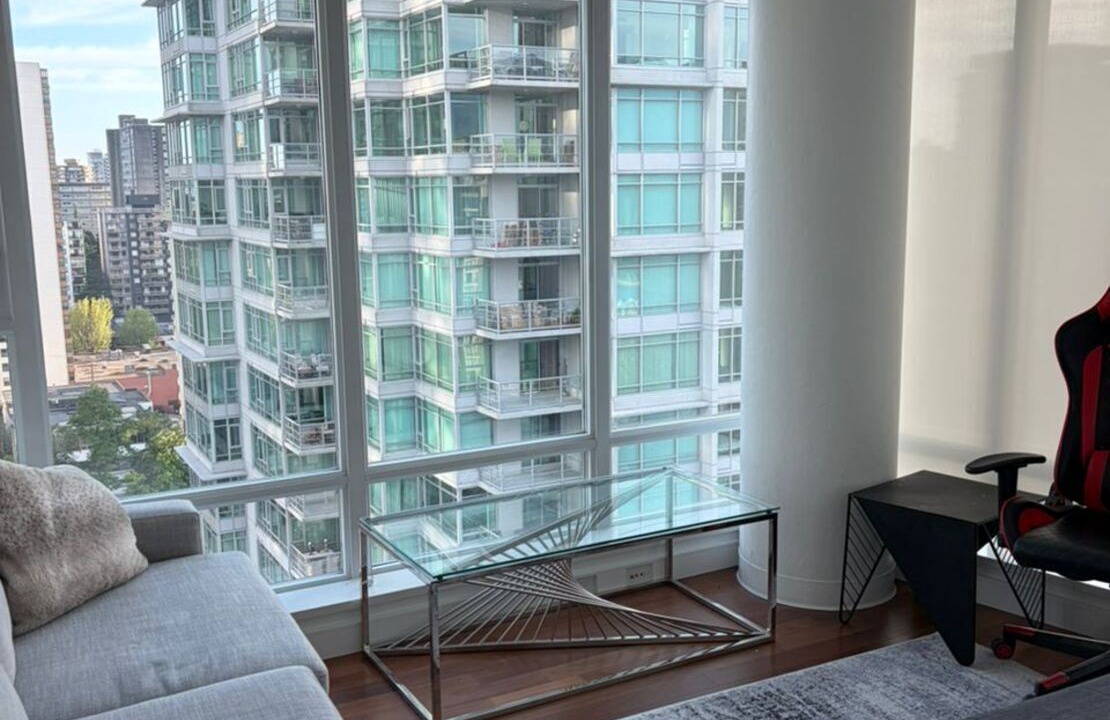 Photo of Livingroom in Coal Harbour