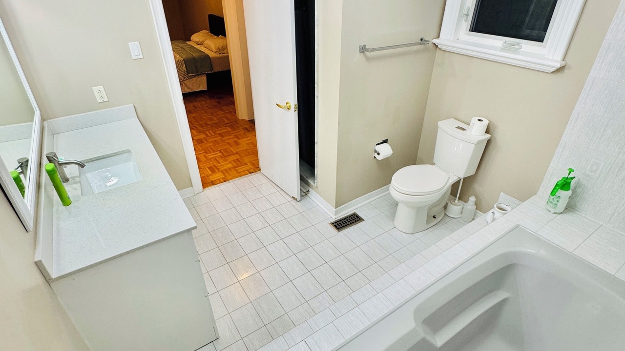 Photo of Bathroom in East Credit