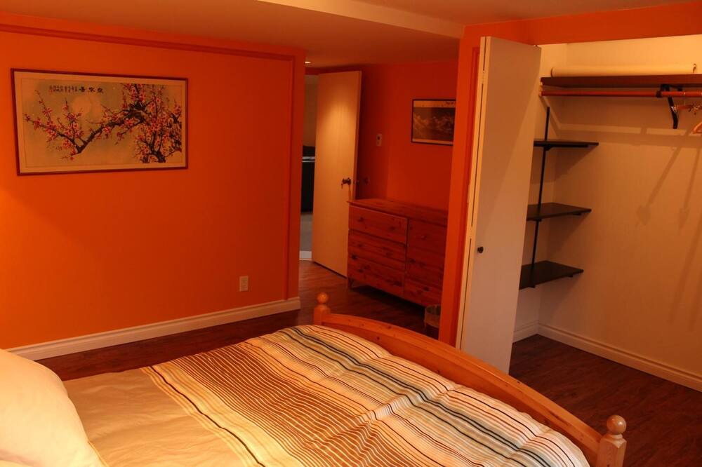 Photo of Bedroom in Newton