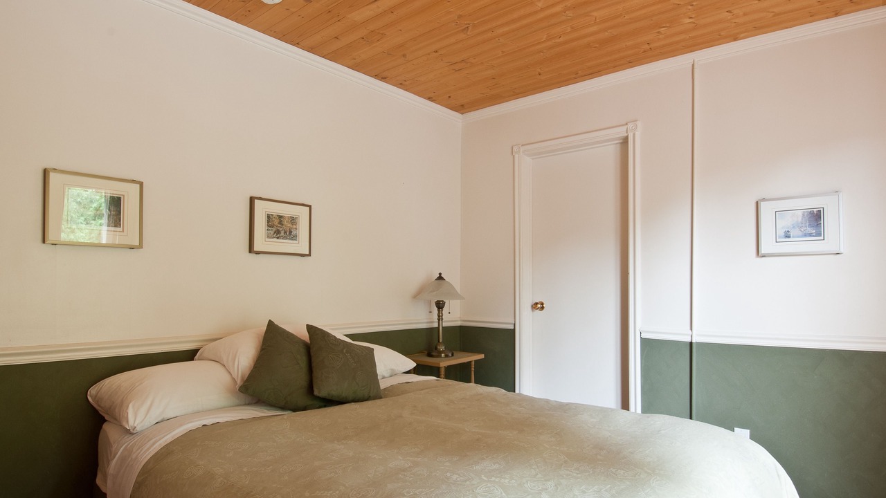 Photo of Bedroom in Heriot Bay