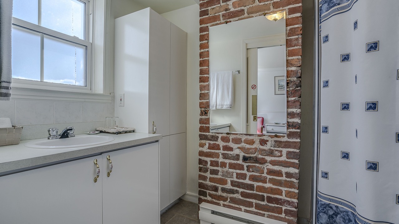 Photo of Bathroom in Haute-Ville