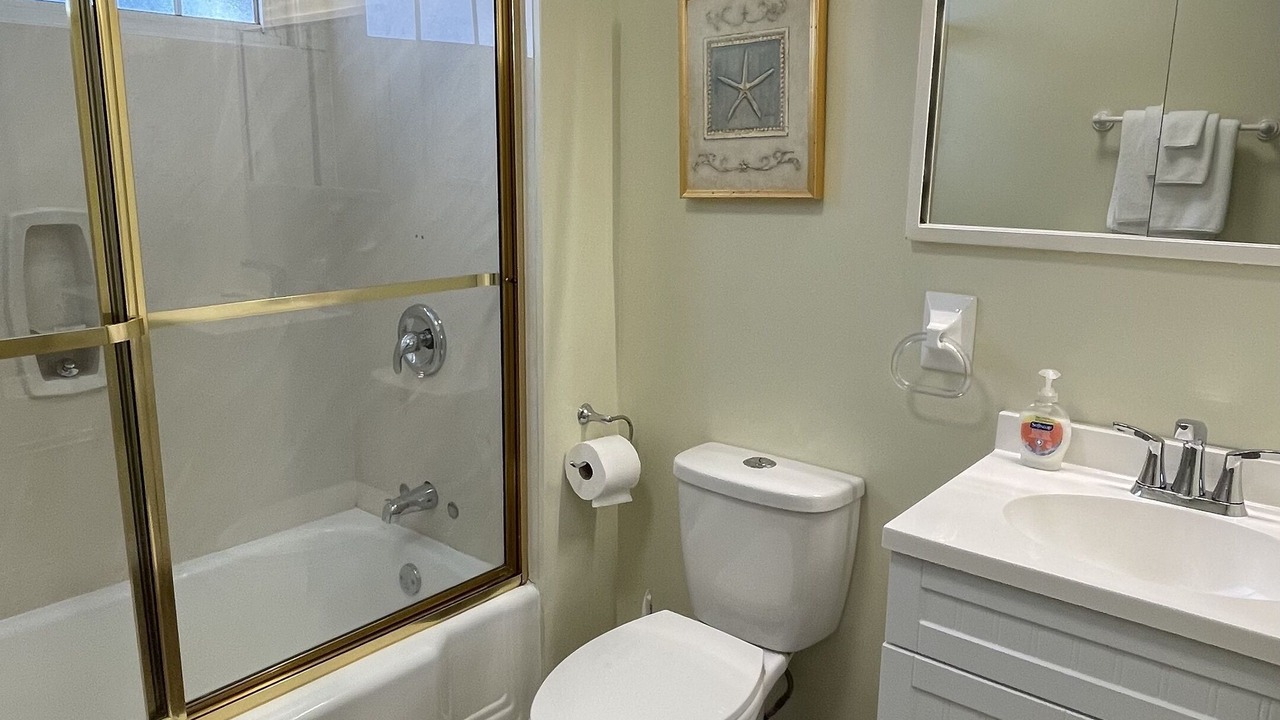 Photo of Bathroom in Regional District of Nanaimo