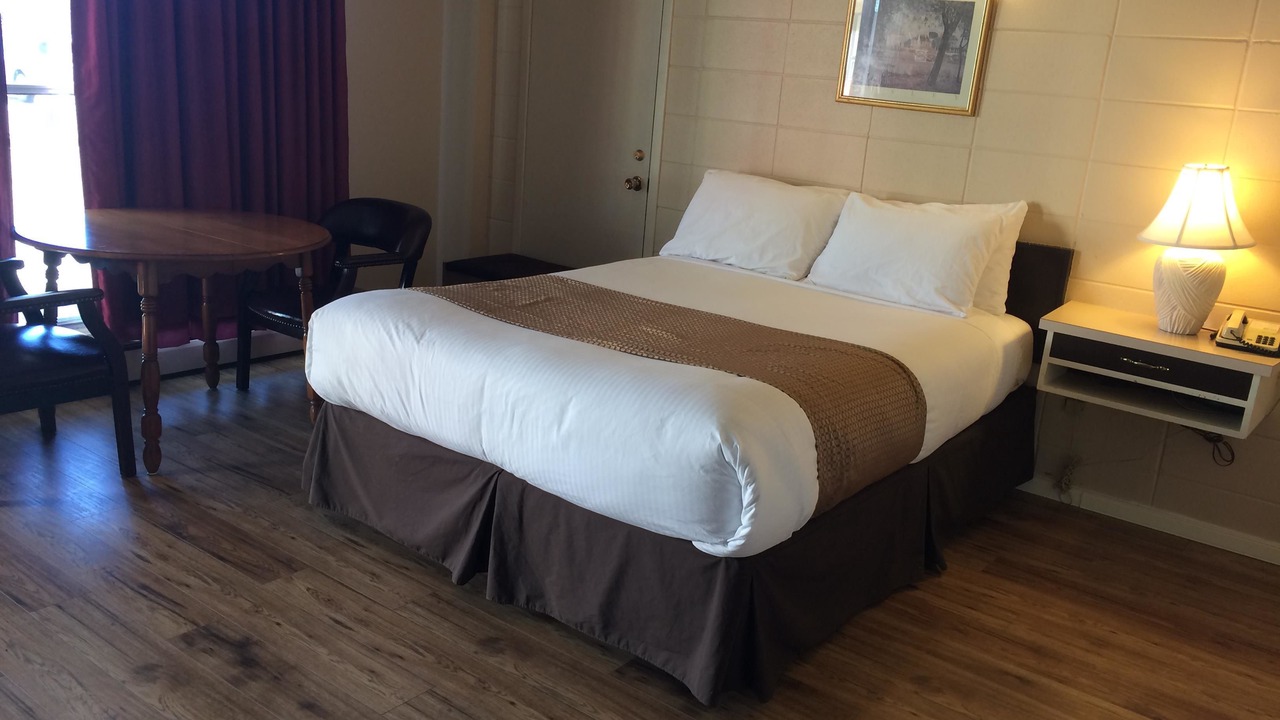 Photo of Bedroom in Olds