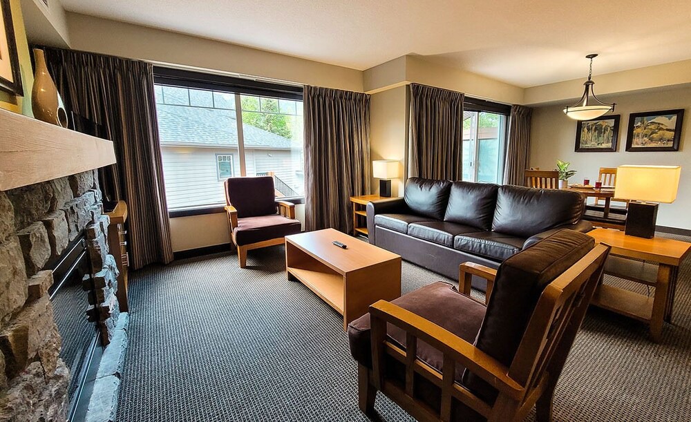 Photo of Livingroom in Copperstone Resort