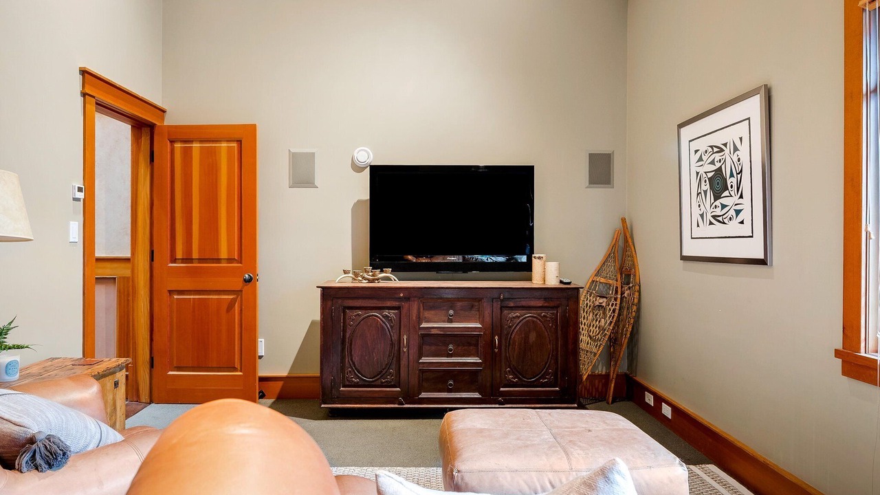Photo of Livingroom in Whistler