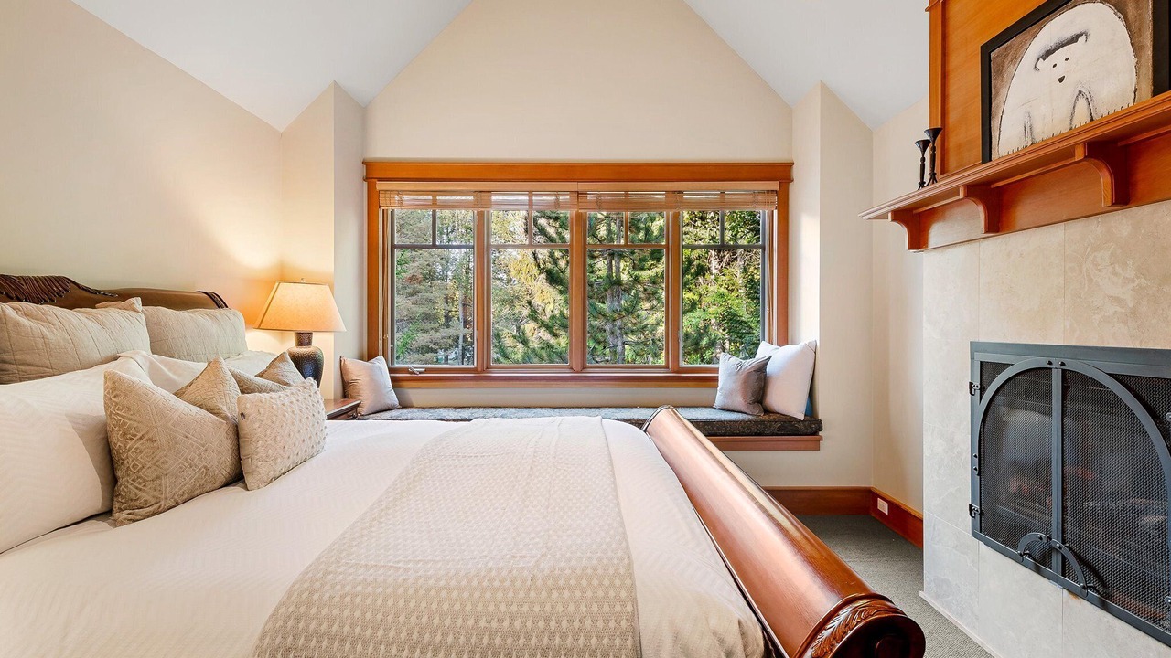 Photo of Bedroom in Whistler