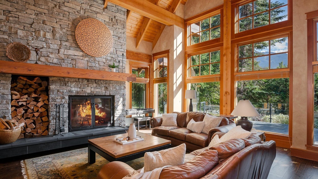 Photo of Livingroom in Whistler