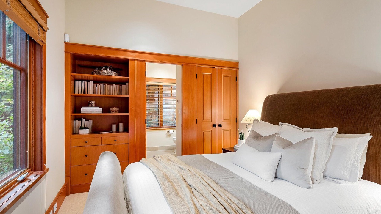 Photo of Bedroom in Whistler