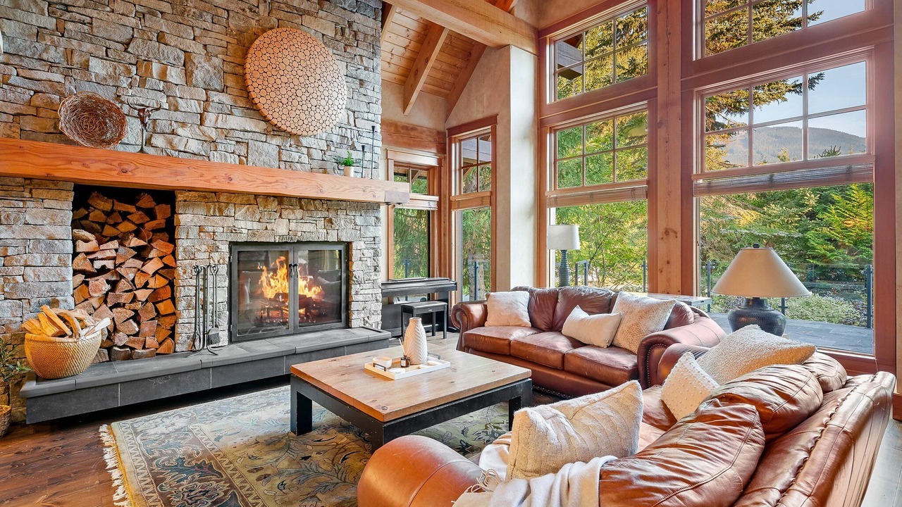 Photo of Livingroom in Whistler