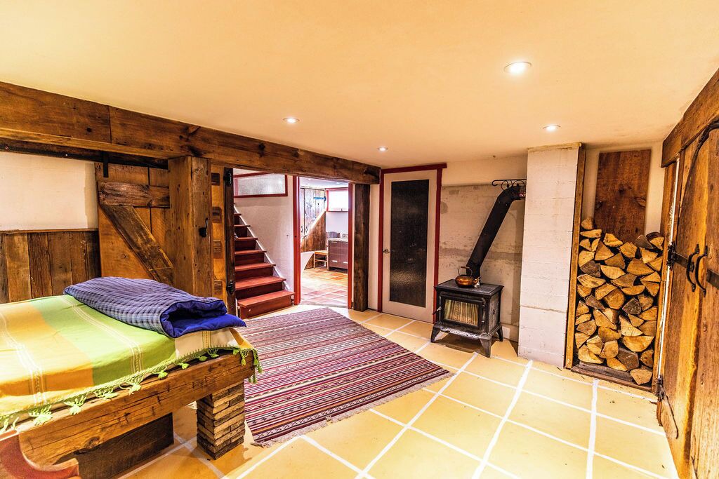 Photo of Bedroom in Oro Station