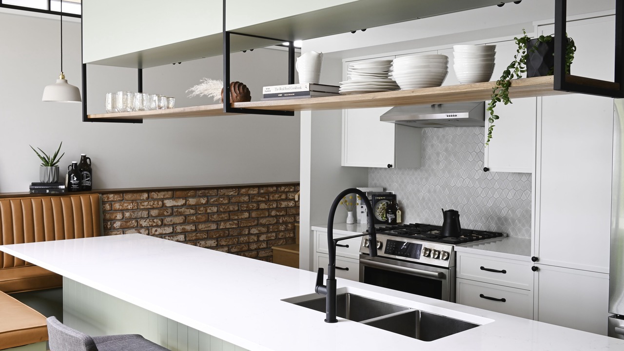 Photo of Kitchen in Central Lonsdale