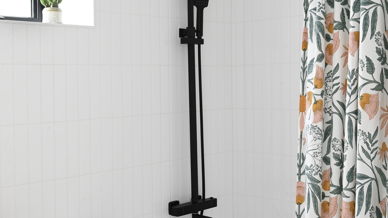 Photo of Bathroom in Central Lonsdale