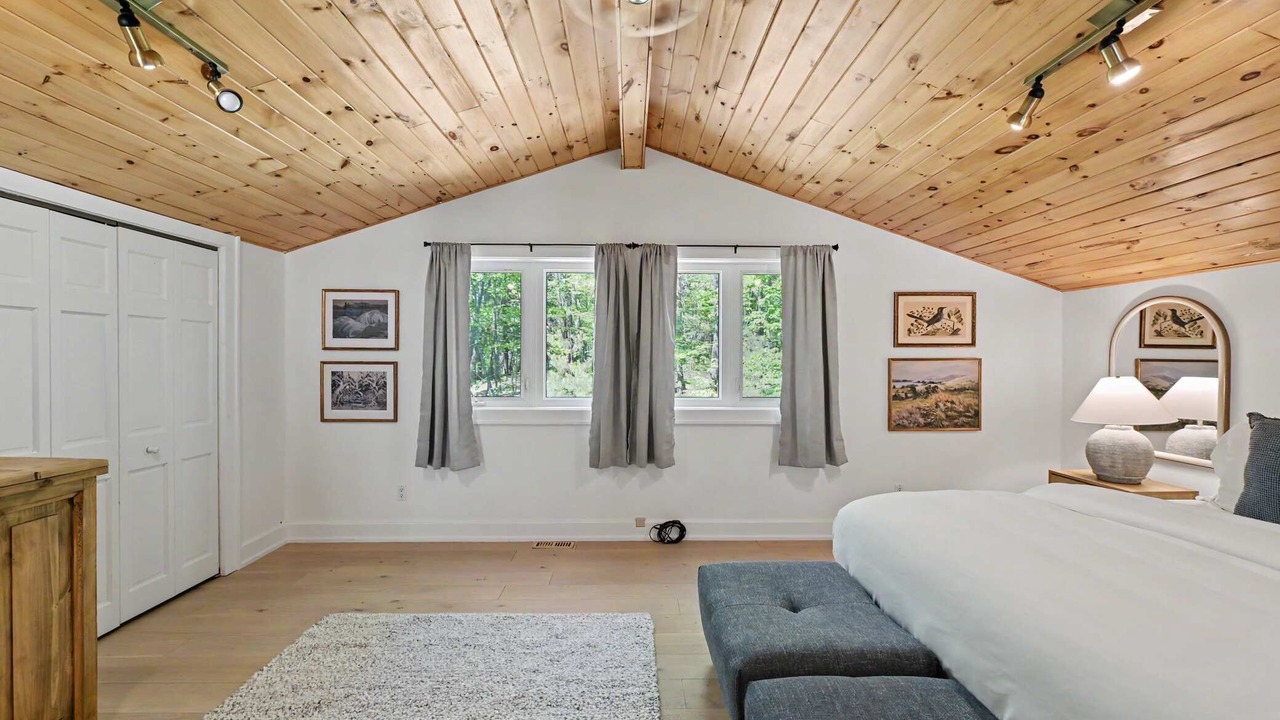 Photo of Others in Lake of Bays