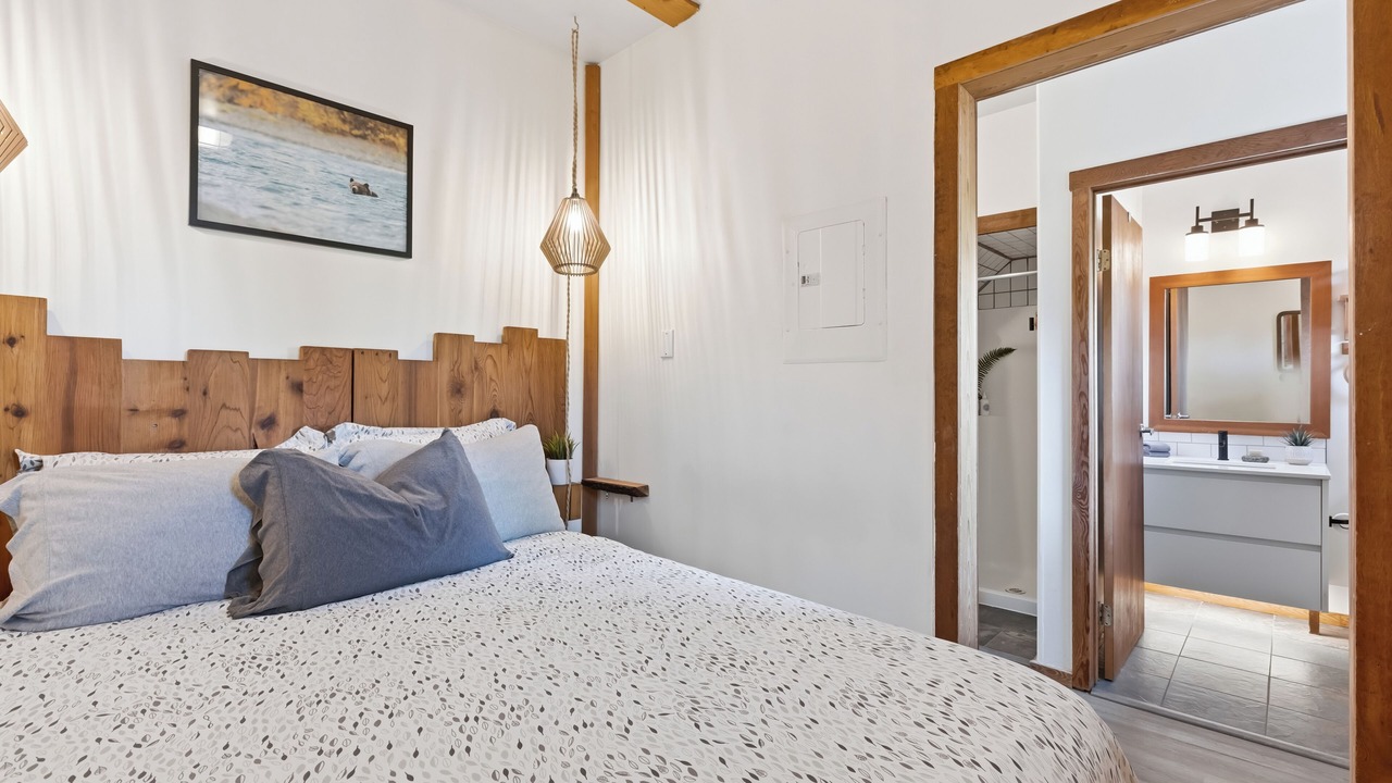 Photo of Bedroom in Ucluelet