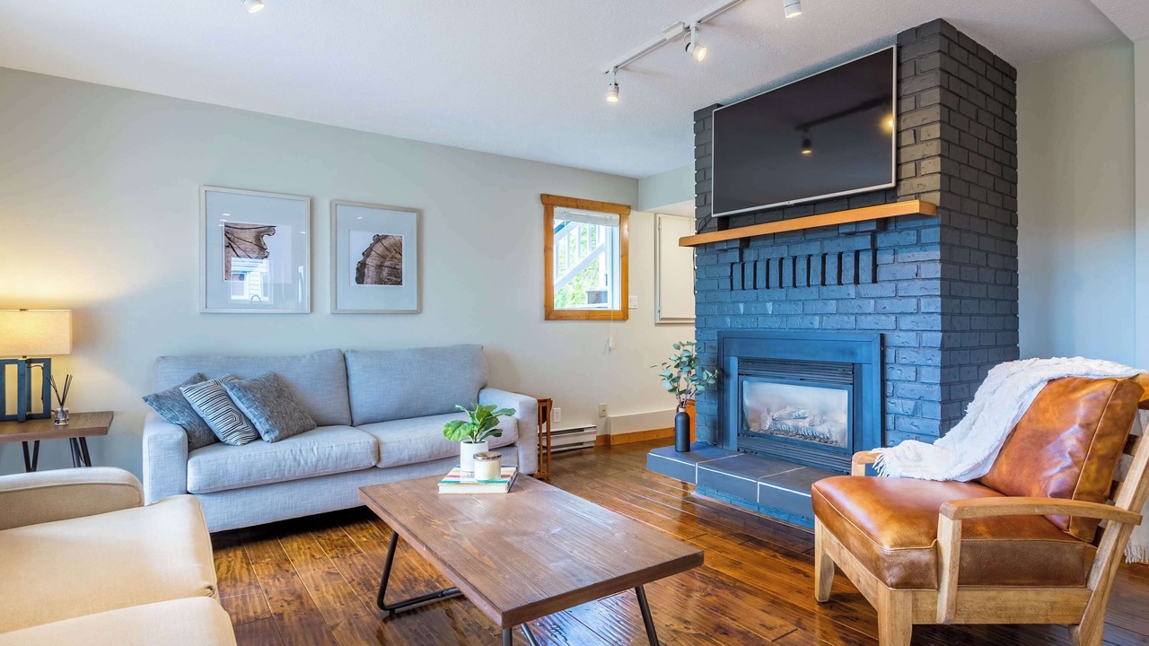 Photo of Livingroom in Silver Star Mountain