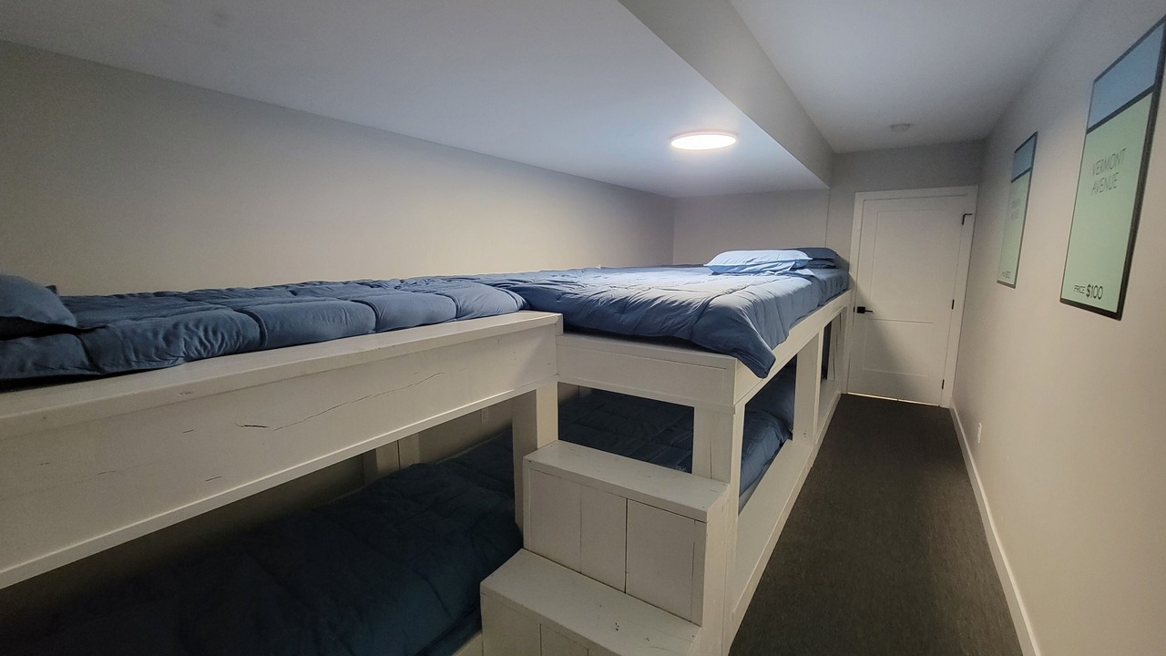 Photo of Bedroom in Promontory