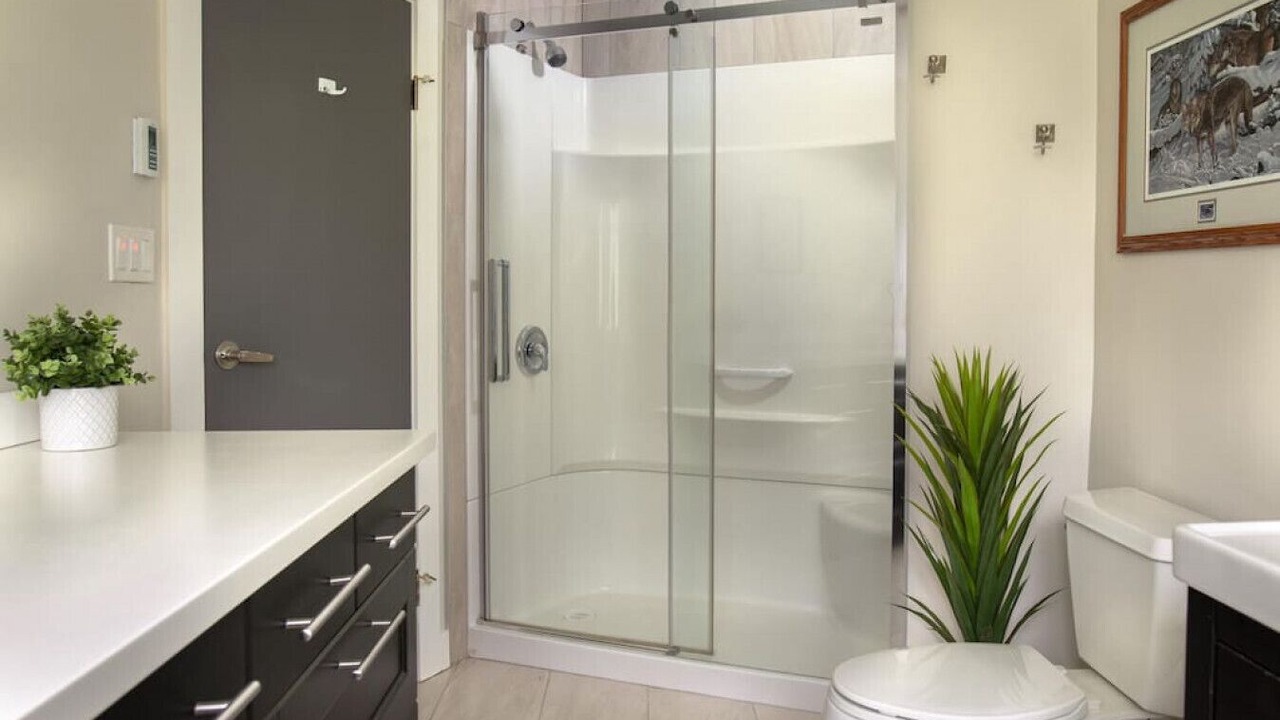 Photo of Bathroom in Big White Ski Resort