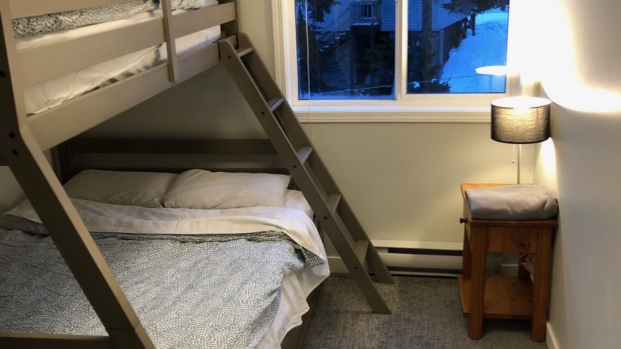 Photo of Bedroom in Courtenay