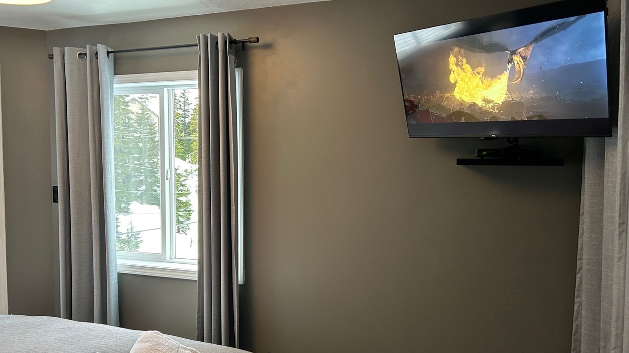 Photo of Bedroom in Courtenay