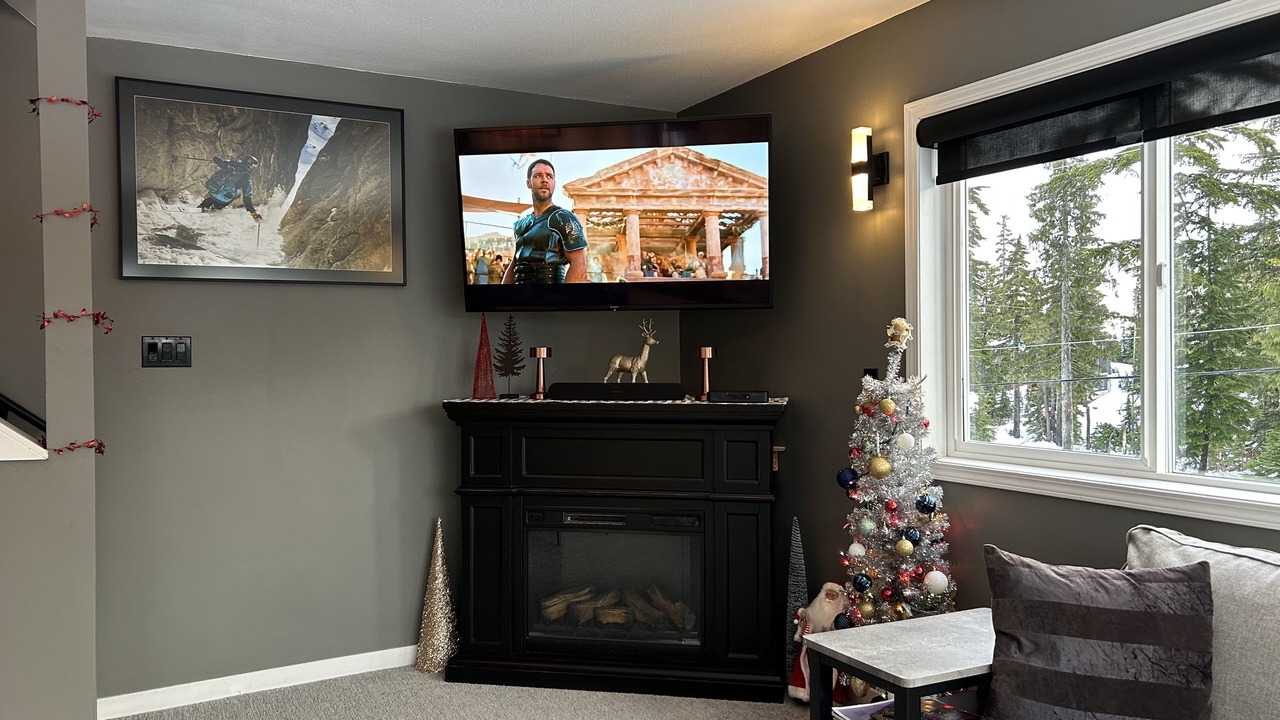 Photo of Livingroom in Courtenay