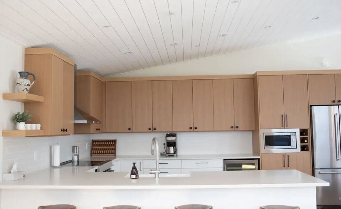 Photo of Kitchen in Big White Ski Resort