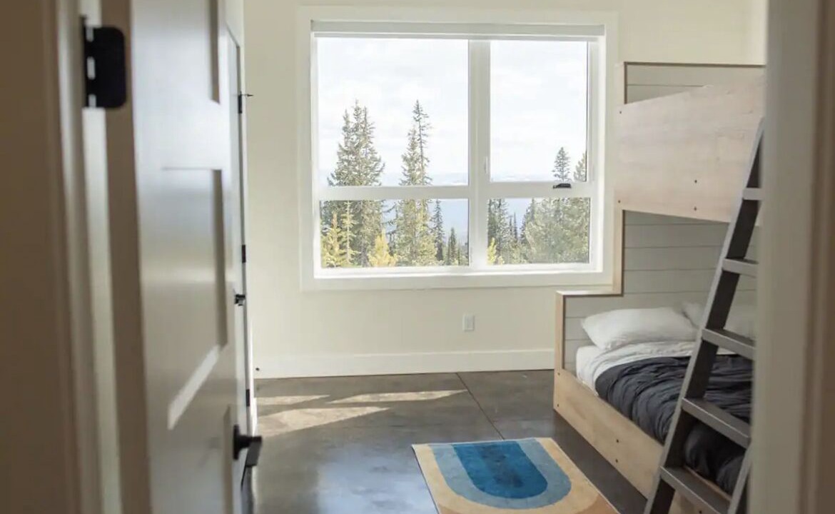 Photo of Bedroom in Big White Ski Resort
