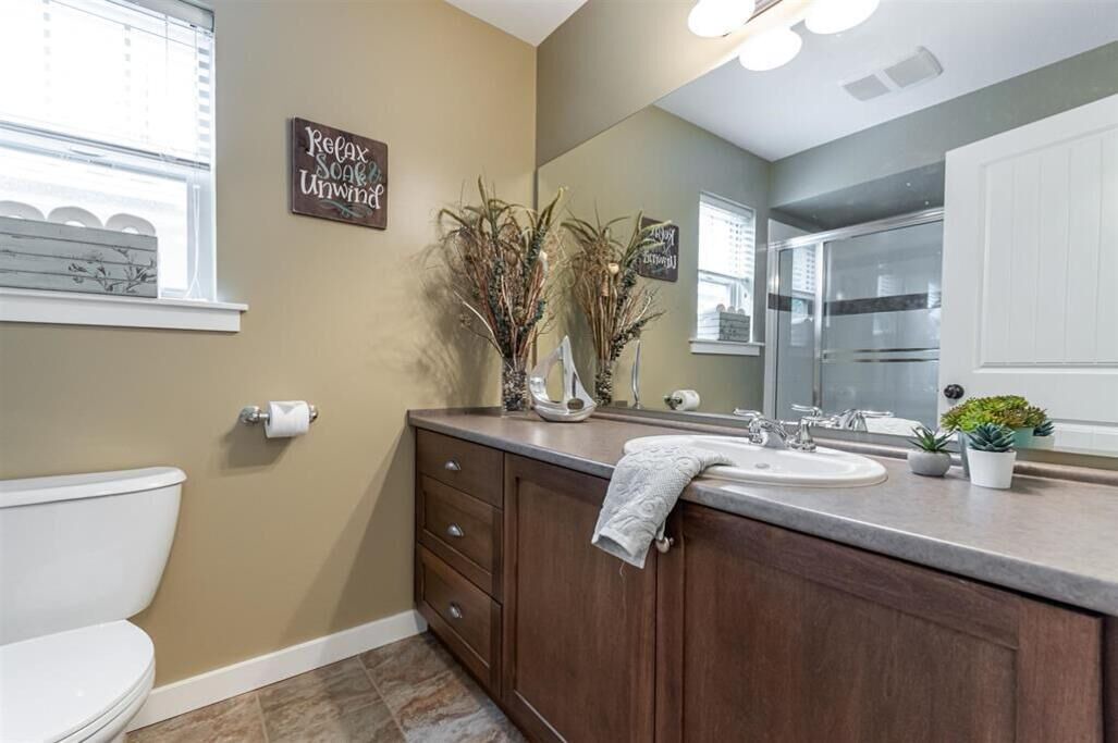 Photo of Bathroom in Lindell Beach