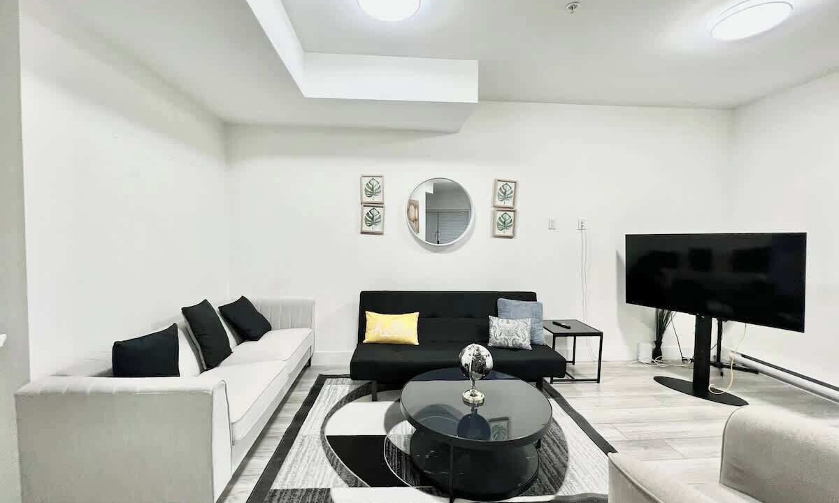 Photo of Livingroom in Surrey