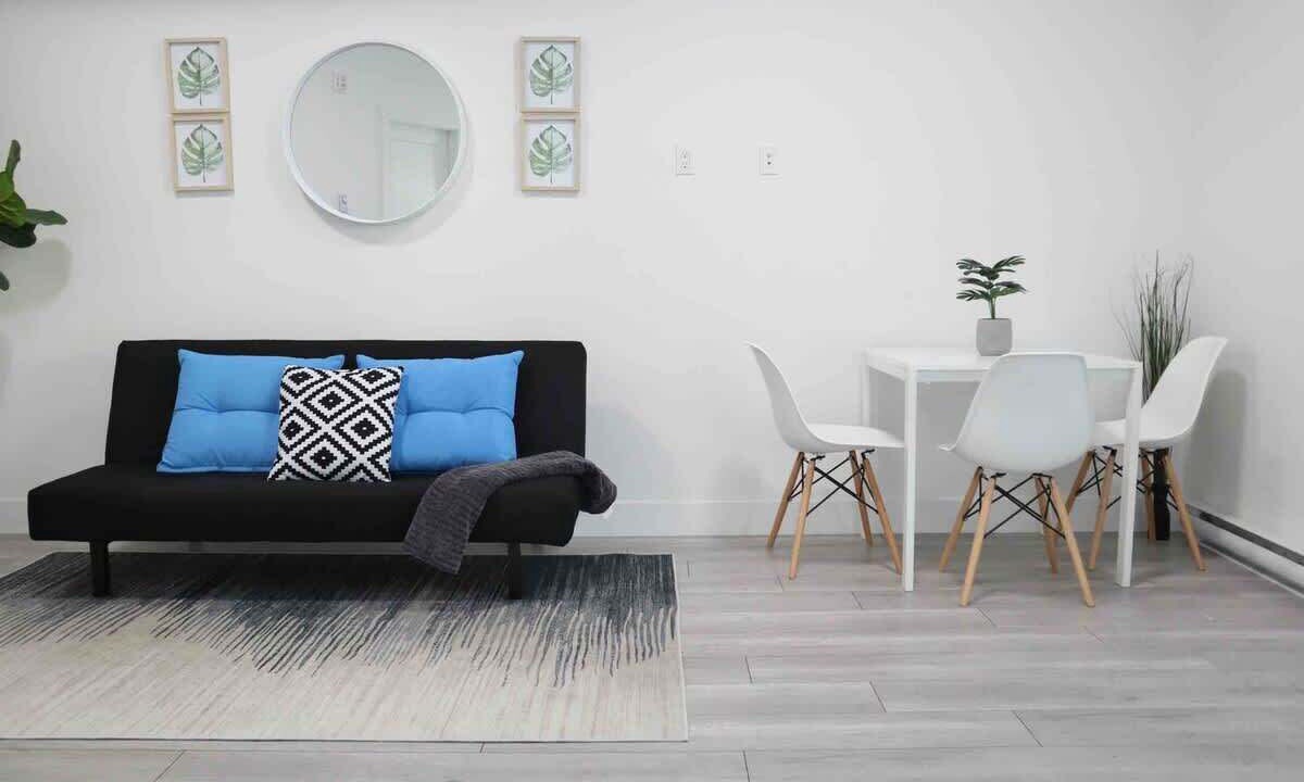 Photo of Livingroom in Surrey