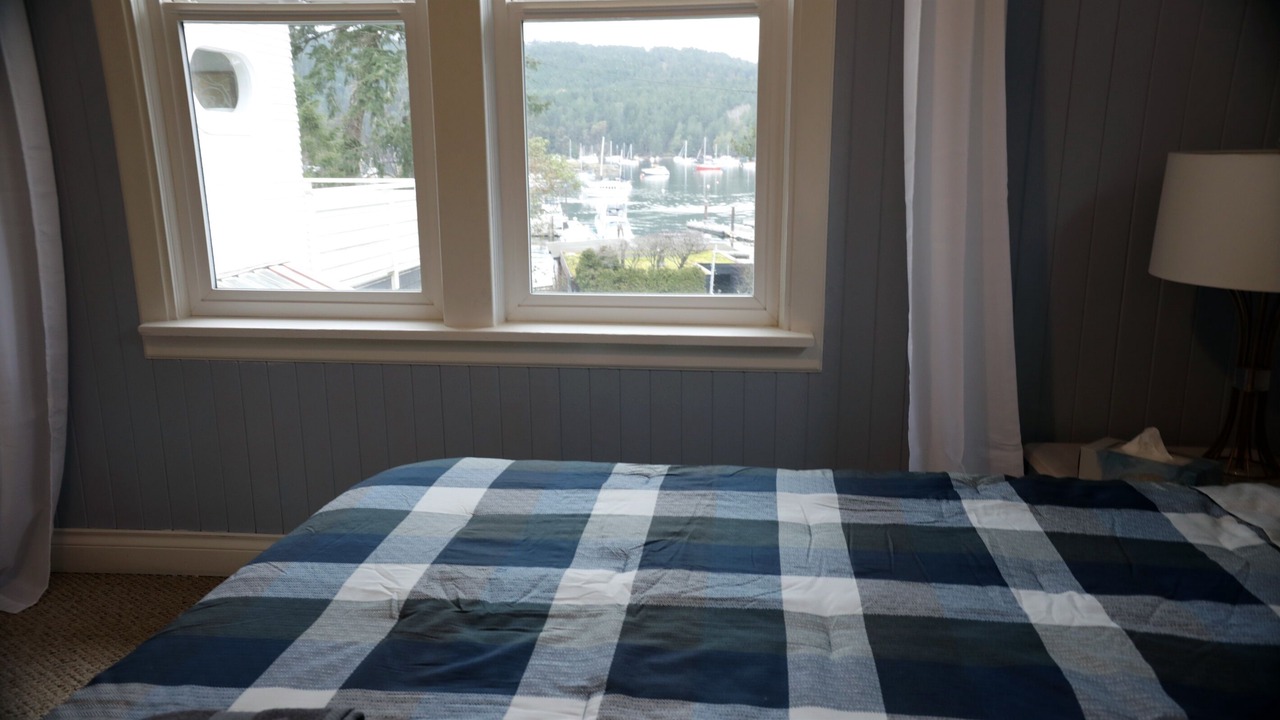 Photo of Bedroom in Brentwood Bay