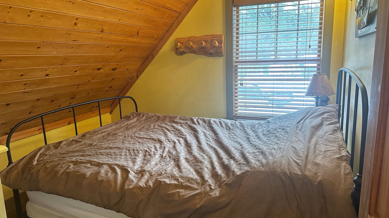 Photo of Bedroom in Georgian Bay