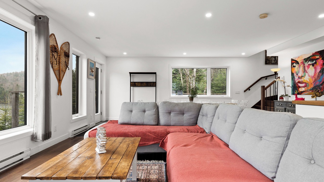 Photo of Livingroom in Lac Beauport