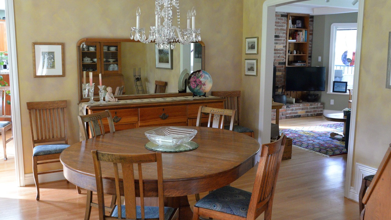 Photo of Livingroom in West Vancouver