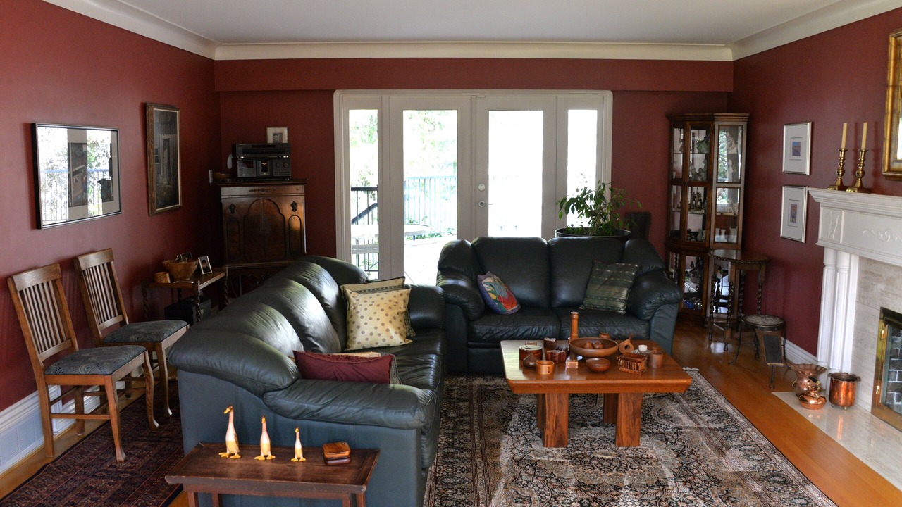 Photo of Livingroom in West Vancouver